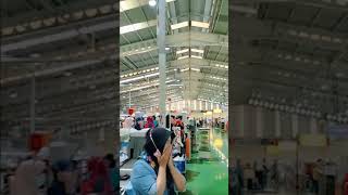 BREAKING NEWS...! Ratusan Karyawan PT. KMK Global Sport - Cikupa Alami Kesurupan Masal