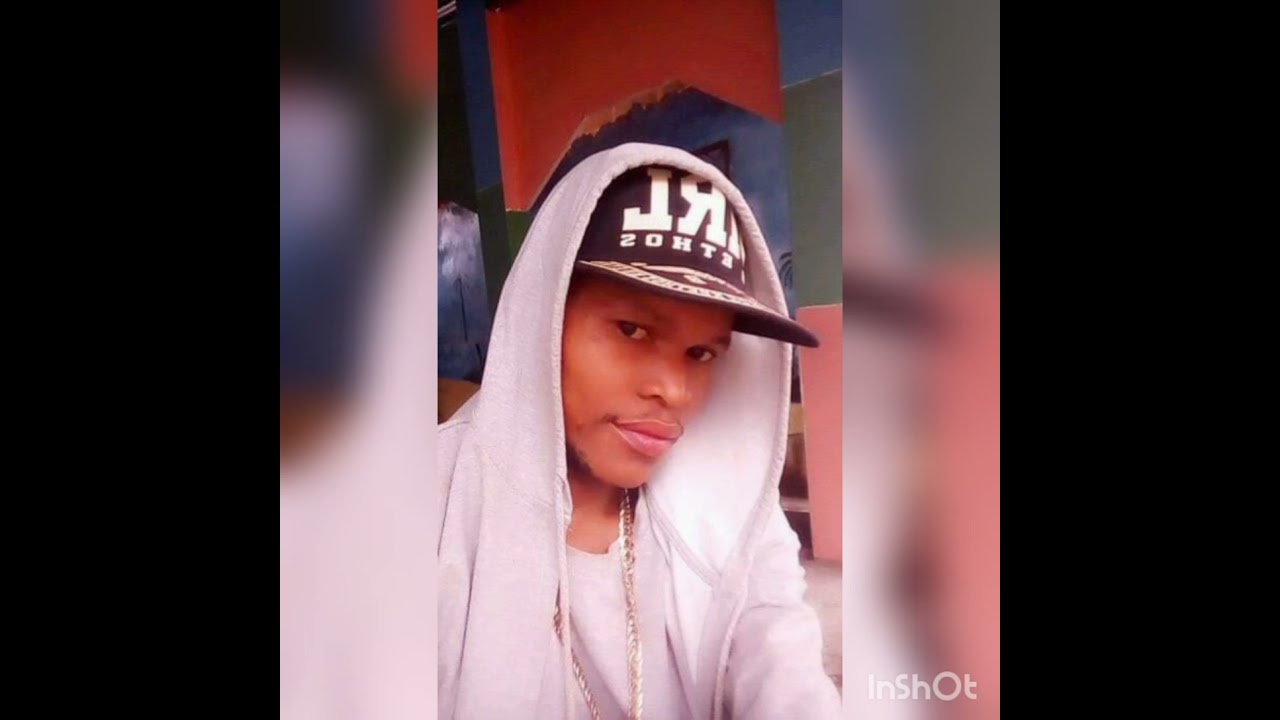 DJ MAX MUKUYU  X  DJ DARVEL.... V12 EWAWA.