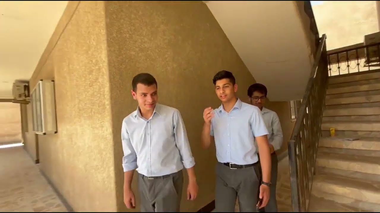 طالب في مدرسة الموهوبين طرد من بيته, شاهد الفيديو لتعرف السبب😨