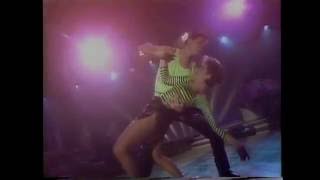 Solid Gold Dancers 15
