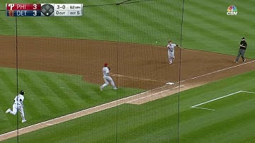 PHI@DET: Joseph makes diving stop, flips to first