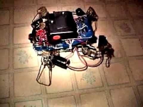 BEAM 8 motor, 4 leged walking robot "Spyder" pt.2 | by Richard Piotter (Vintage Video)