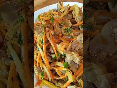 ЛЮБИМЫЙ САЛАТ МУЖА! #хепокорейски с куриных желудков