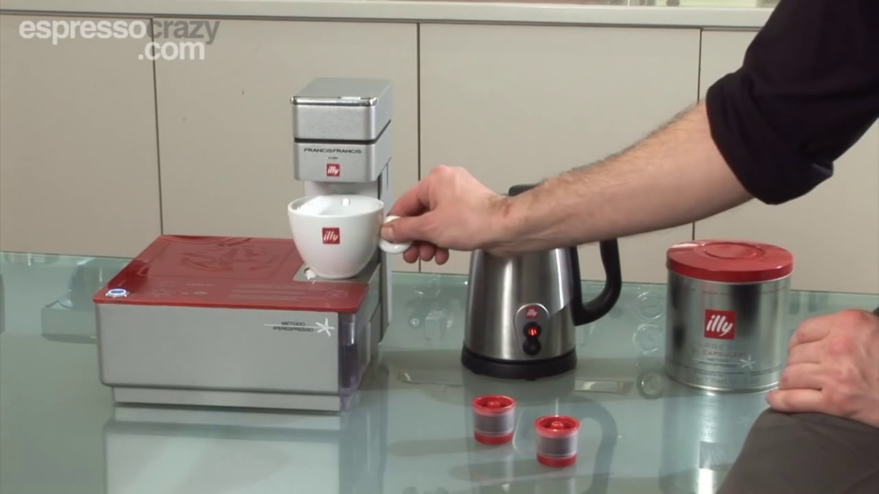 making cappuccino francis francis Y1 espresso machine & illy milk