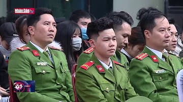 Khai mạc triển lãm "Đảng ta thật là vĩ đại"