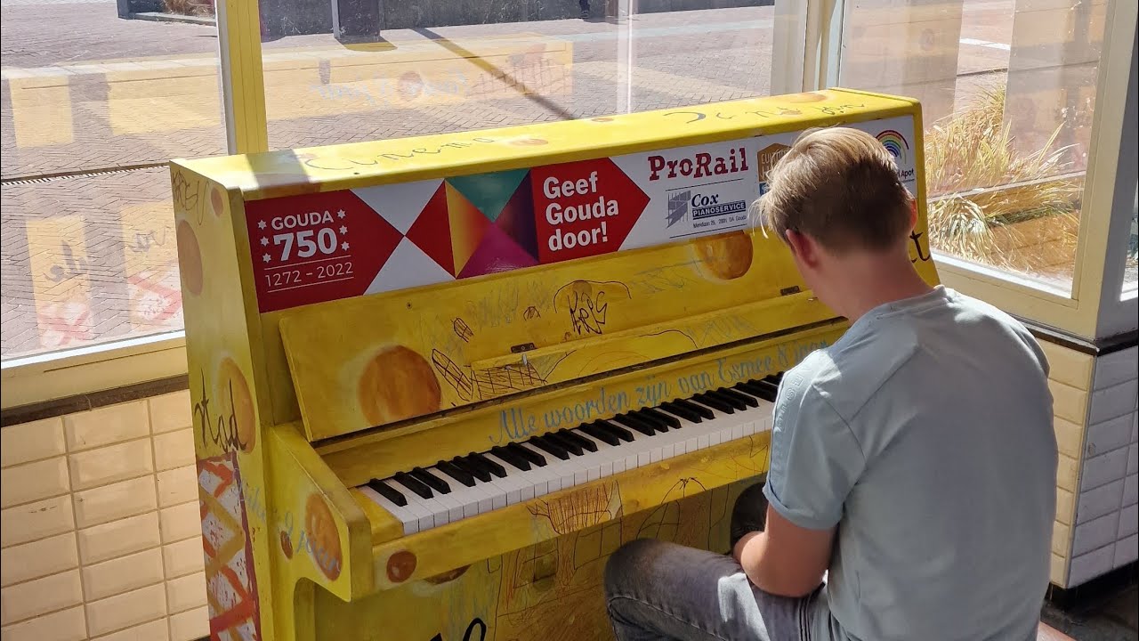 12-year-old-kid-plays-the-piano-at-trainstation-youtube