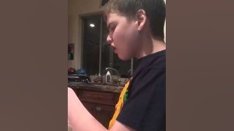 Teenager with autism: arguments using AAC device