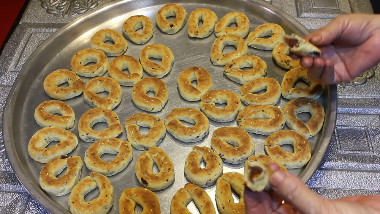 كعك الأساور الفلسطيني بزيت الزيتون