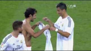 Raul Gonzales Give T shirt to Cristiano Ronaldo in Real Madrid 5 - 0 Al Sadd by Amazing World 1,511 views 10 years ago 28 seconds