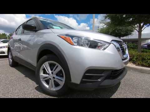 2019-nissan-kicks-s