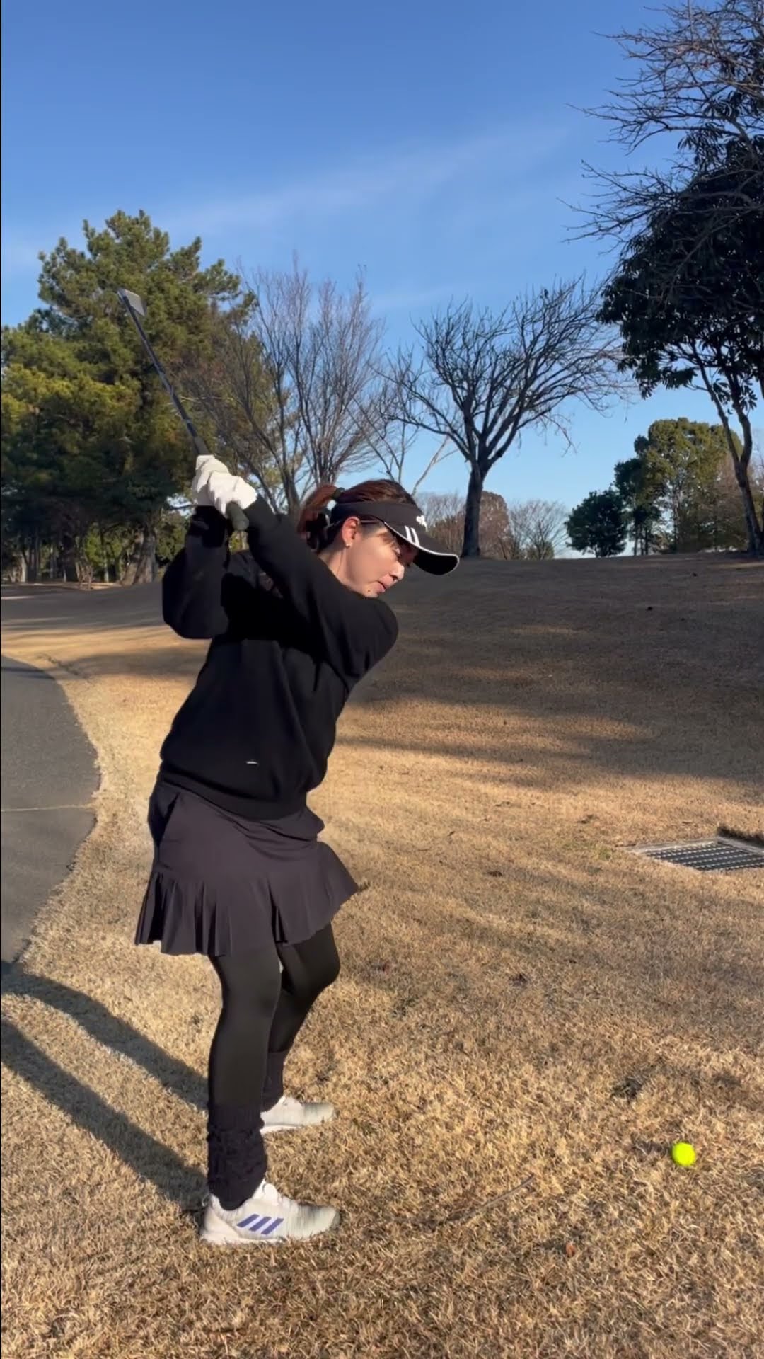 隣ホールから出しながらあわよくばグリーンオン #golf
