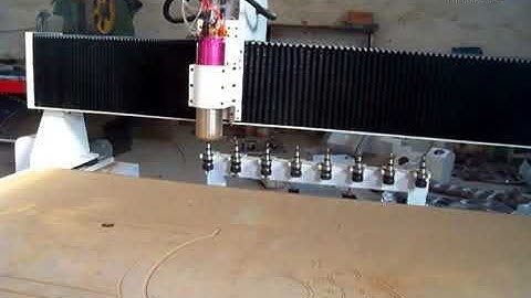 Eight station ATC Cnc Router Straight line tool change