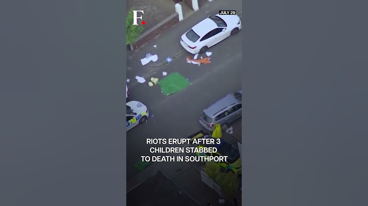 UK Riots: Nearly 400 Arrested After Six Days of Unrest | Subscribe to Firstpost