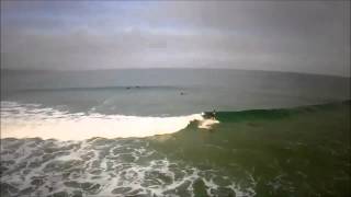 Buen dia de olas bien pronto en la playa de Gerra.