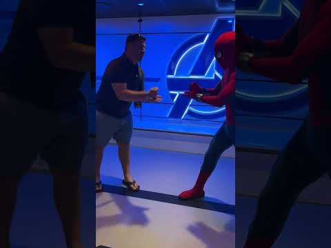 🪨📄✂️#rockpaperscissors vs. Spiderman!