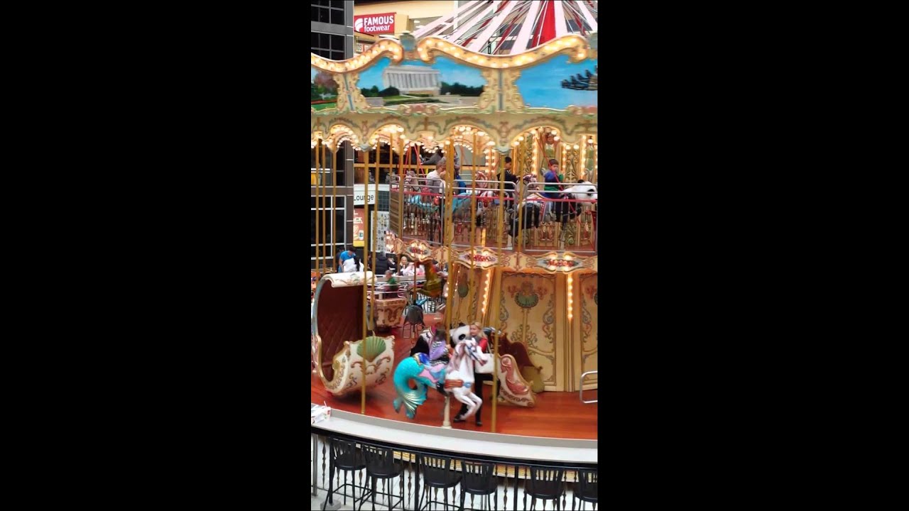 FV Mall merry go round