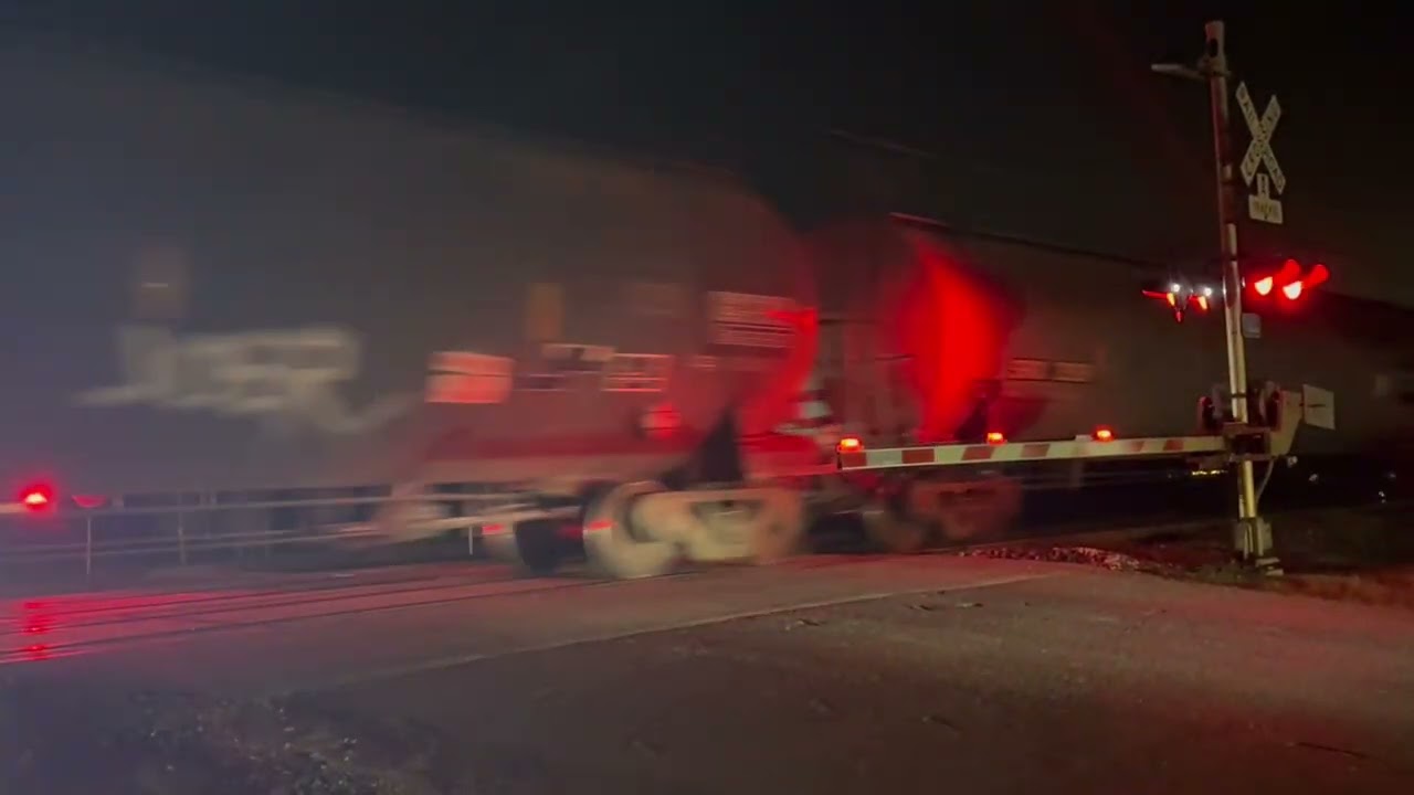 Kingsbury Texas Freight Train!  Epic Train Horn | Union Pacific Rail