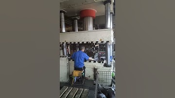 Hydraulic Press Working Video 315 Ton Working Metal Stamping
