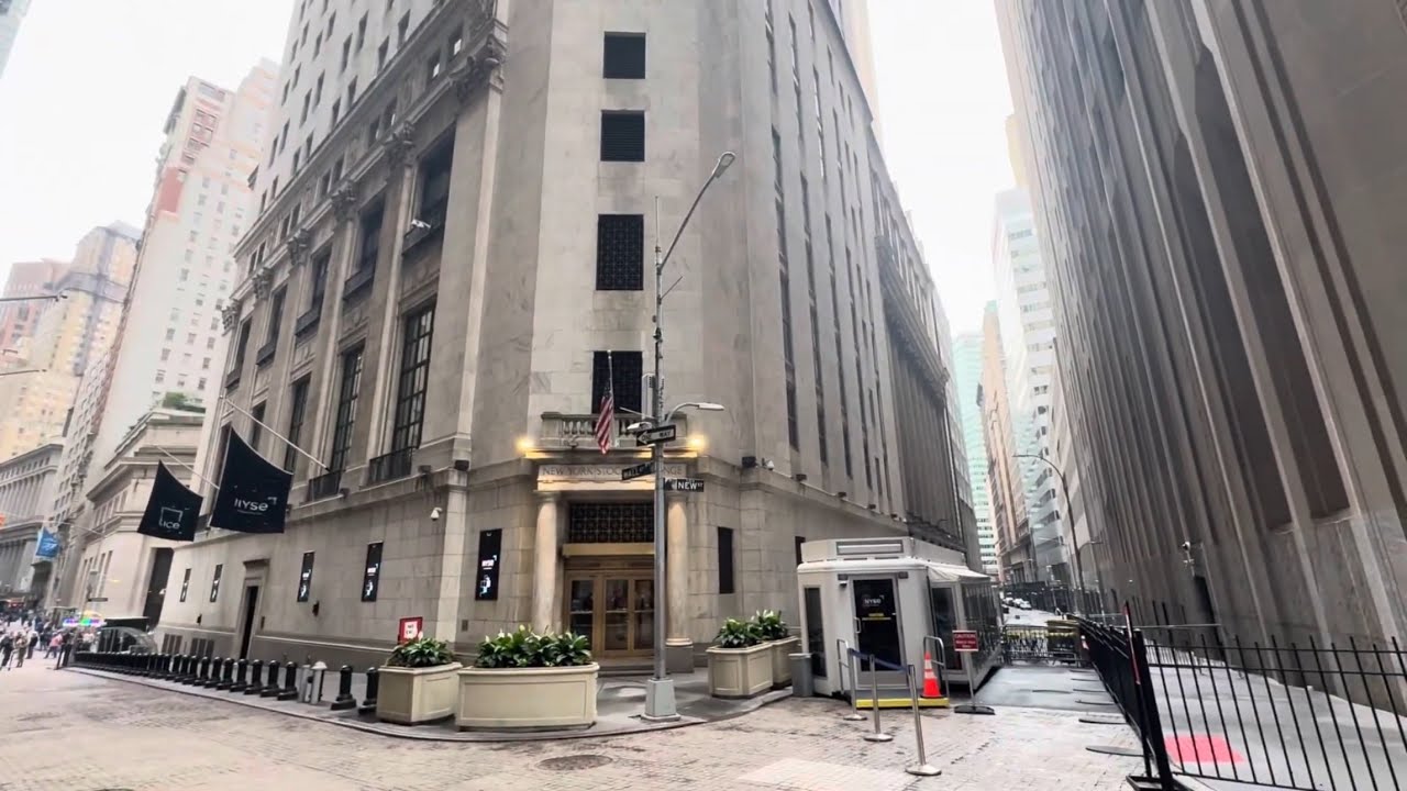 America | New York | Wall Street New York | Broadway | New york walking  | USA