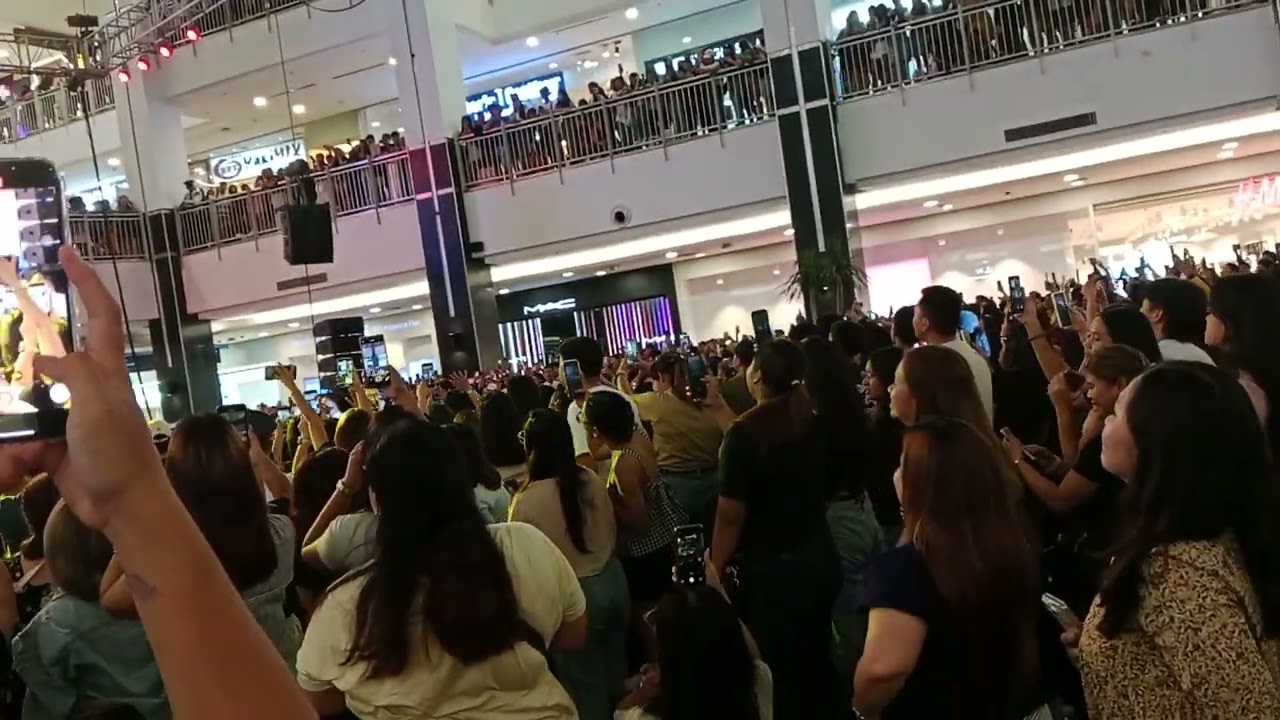 Ikaw at Ako by TJ Monterde at marquee mall