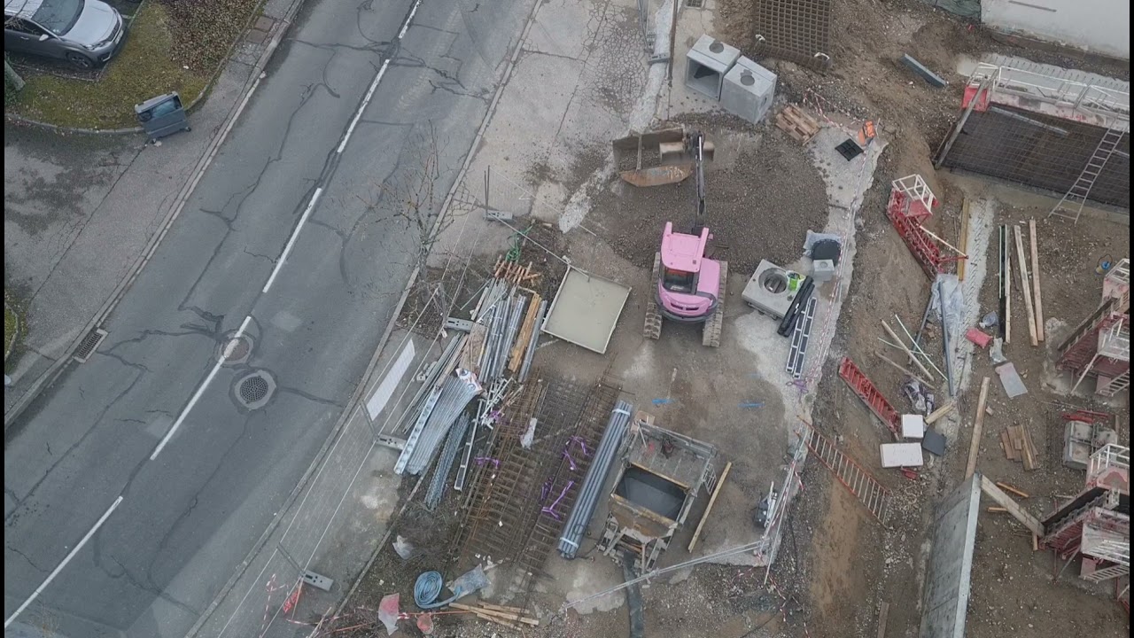 GRUTIER (4) GRUE A TOUR / LE TERRASSEMENT.. MANITOWOC POTAIN MDT 178 .