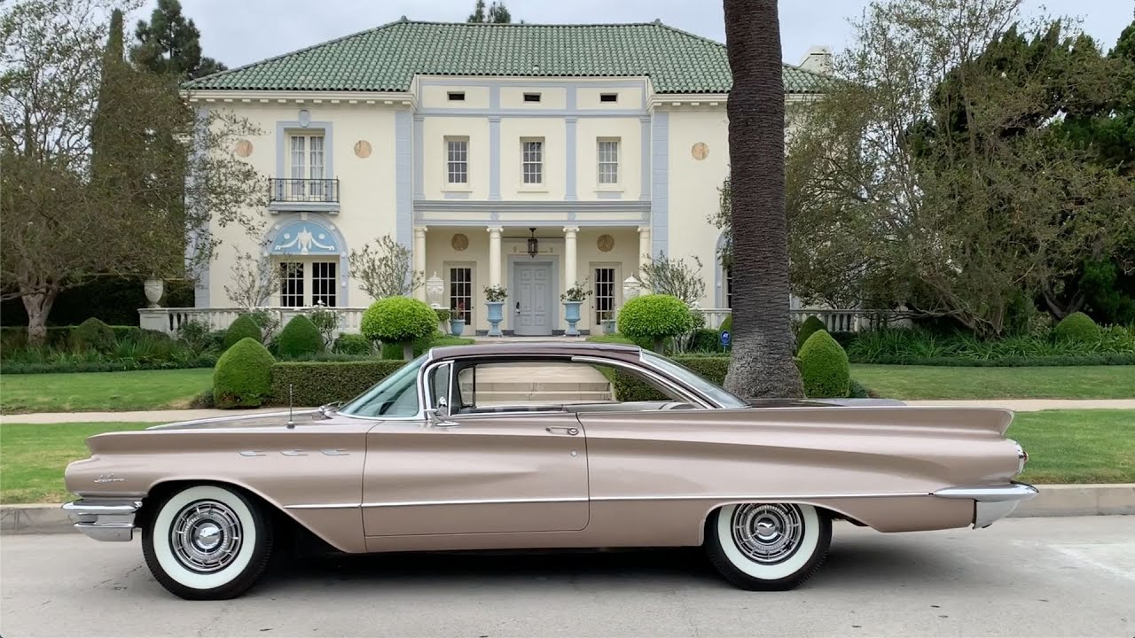 Чарльз Феникс JOYRIDE - 1960 Buick LeSabre