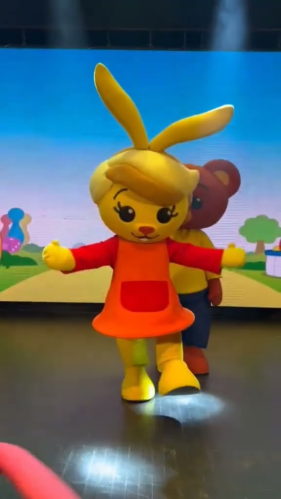 ¡PLIM PLIM EN EL TEATRO! ? #PlimPlim #Teatro #Shorts #Juega