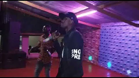 Jkassy Zambia performingTwerk It Live on stage at East park Night club 🔥🔥🔥🔥🔥