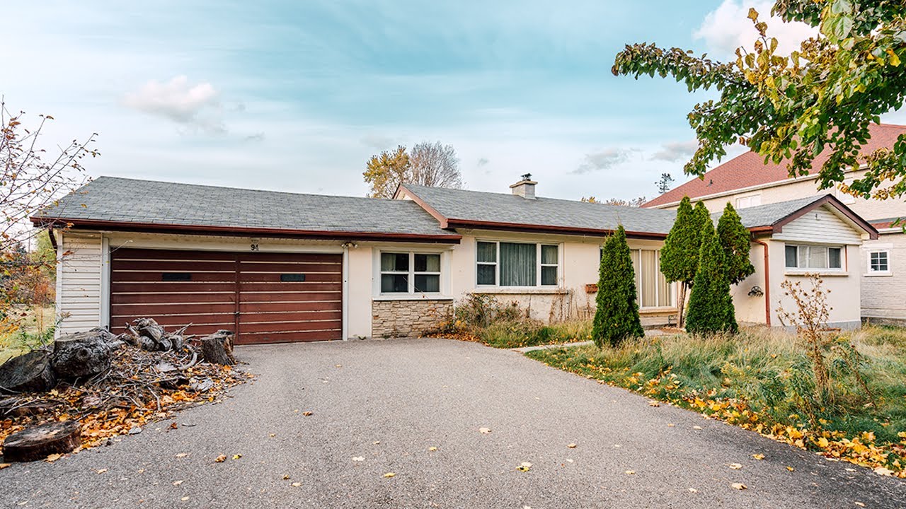 Grandma's UNTOUCHED ABANDONED Retro 1950's Home l WHERE IS SHE NOW???