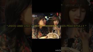 Lisoo forget that they are millionaires #lisa#jisoo#jennie#rose#blackpink #viral#trending#funny#1m