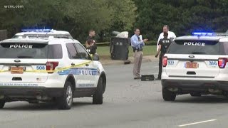 Man found shot inside car in east Charlotte, police say