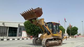 How to operate a Cat 963D track loader /inside the operator station view /basic function and control