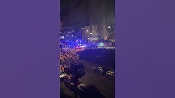 WARNING: GRAPHIC CONTENT - Eyewitness films moment of deadly Hamburg shooting