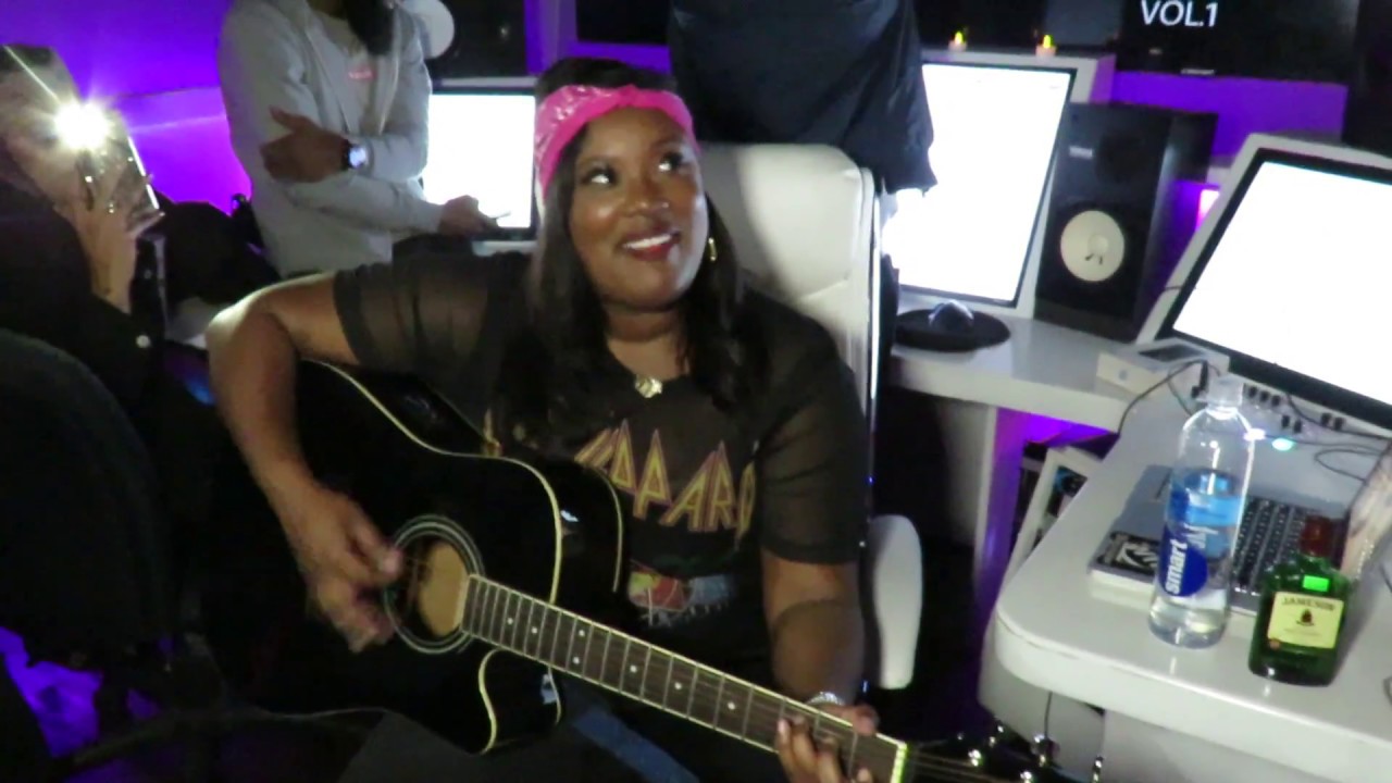 Halo - Shining Rae Live Vibez & Vocals EP Release