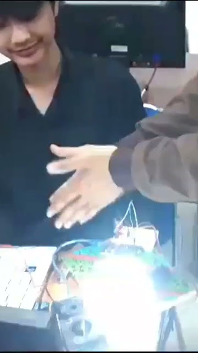 Lampu hidup otomatis menggunakan arduino uni R3 dan sensor suara