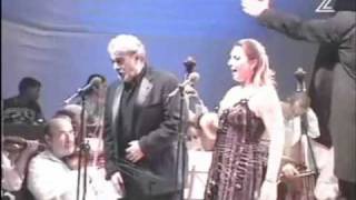 Placido Domingo - Brindisi - Libiamo Ne' Lieti Calici (Bombay 2008)