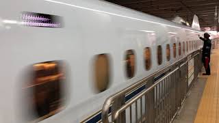 九州新幹線「さくら５４９号」博多駅に到着