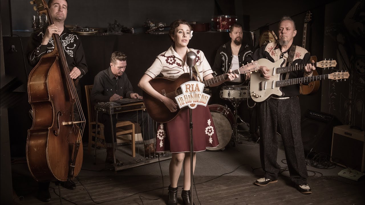 Ria and the Hi-Binders - Nothing to me