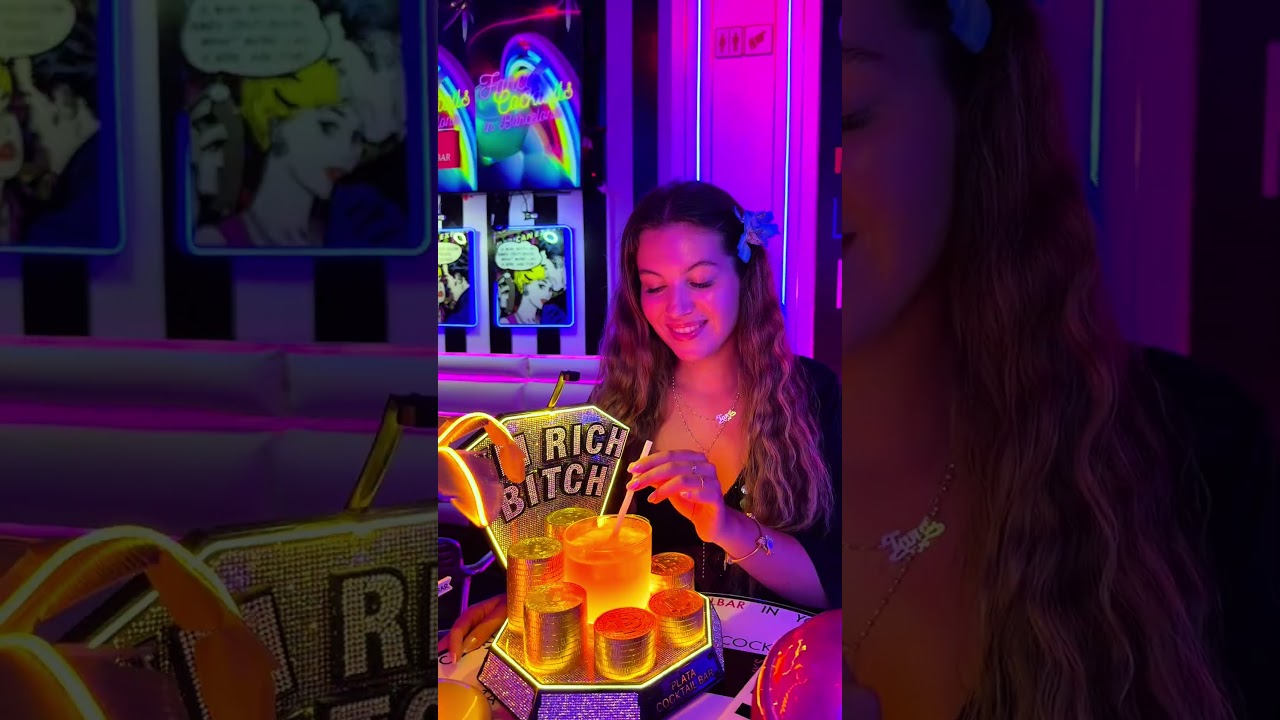 This Cocktail Bar in Barcelona Feels Like a Neon Dream ✨🍸 