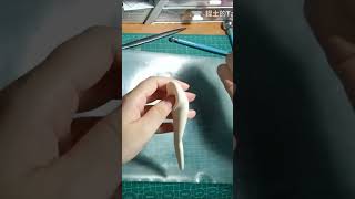 How to make a beautiful leg out of clay