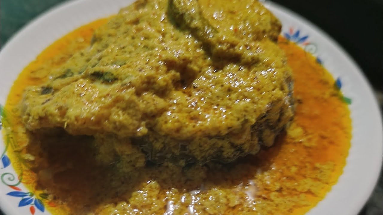 কাতলা মাছের ভাপা রেসিপি। একদম ভিন্ন স্বাদের । must try😋😋😋😋 #bengali ...