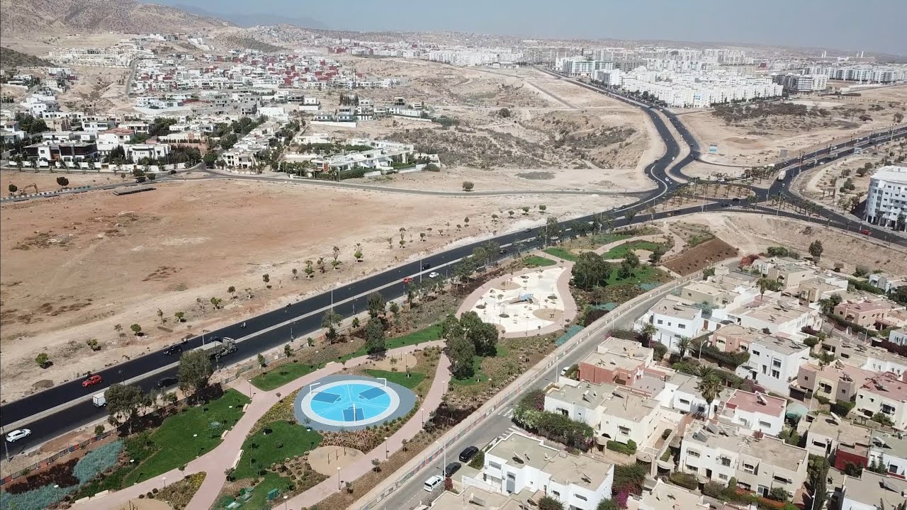 تقدم أشغال تهيئة الطريق السريع الحضري بمدينة أكادير 2024