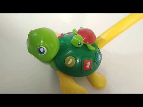 C МУЗЫКОЙ каталка на палочке музыкальная Черепашка с черепашонком C МУЗЫКОЙ каталка на палочке музыкальная Черепашка с черепашонком