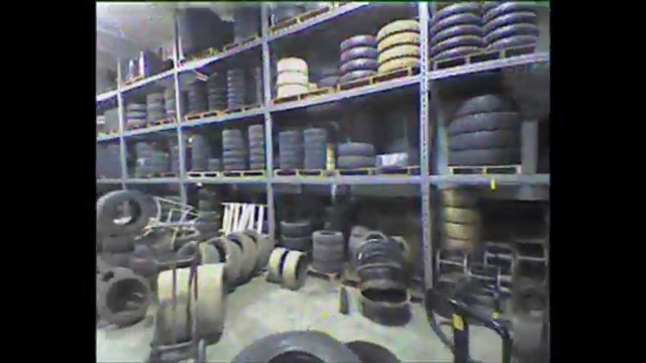 FPX Nano QX proximity flight in the shop. - YouTube