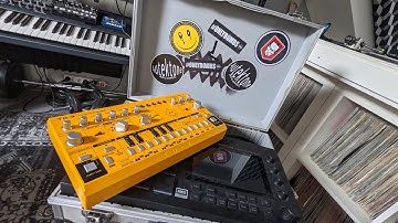 MPC Live with TD-3 Acid Jam