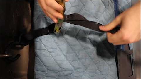 How to Remove a Ratchet Strap