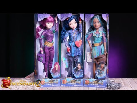 DESCENDANTS 2' CHARACTERS MAL, EVIE, AND UMA DOLLS AVAILABLE AUGUST 1ST