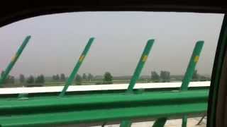 iPhone rolling shutter effect: Static divider