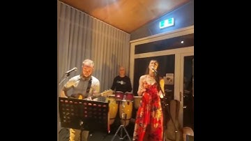 DAISY & DAN Melbourne Acoustic Pop Performance for Events | Hire from www.artist-bookings.com