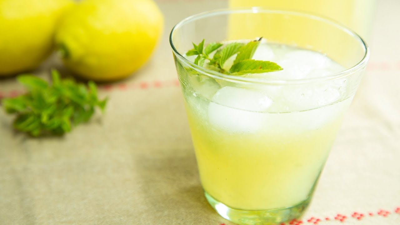 Cómo hacer limonada casera | Receta y beneficios